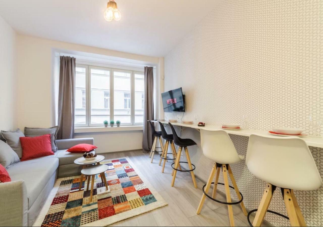 Central Prague Crown Apartments ภายนอก รูปภาพ
