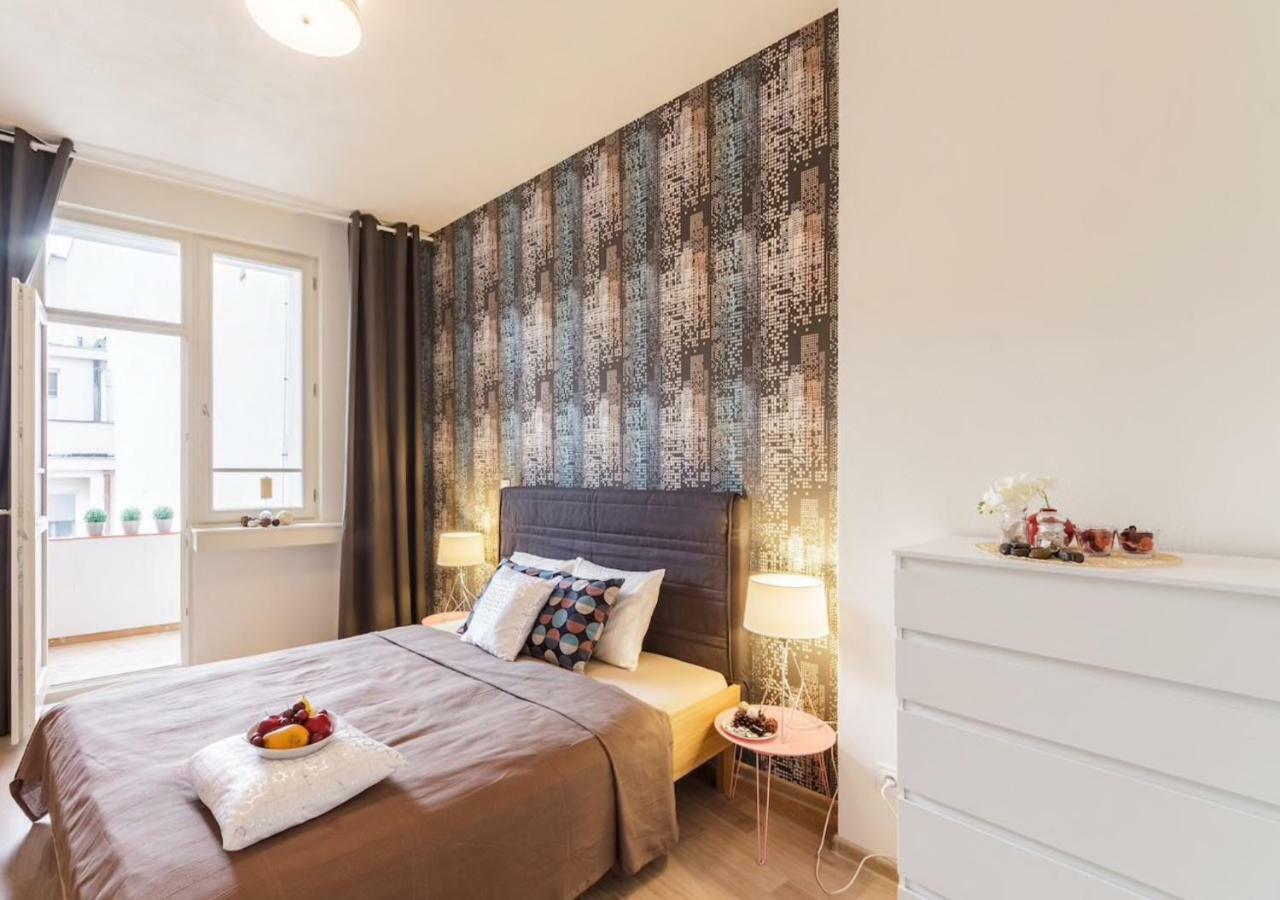 Central Prague Crown Apartments ภายนอก รูปภาพ